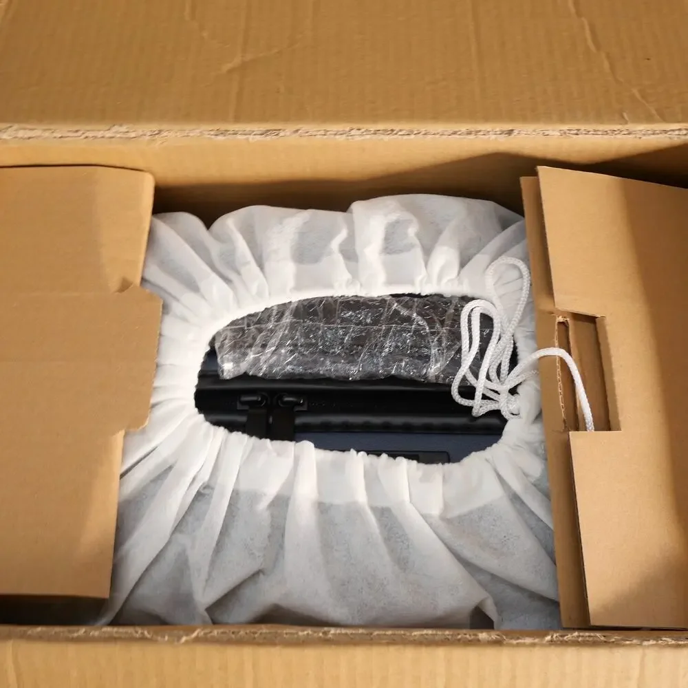 NEW Quince Expandable Small Carry On Suitcase BLACK TSA Lock Spinner Wheels - Picture 8 of 10